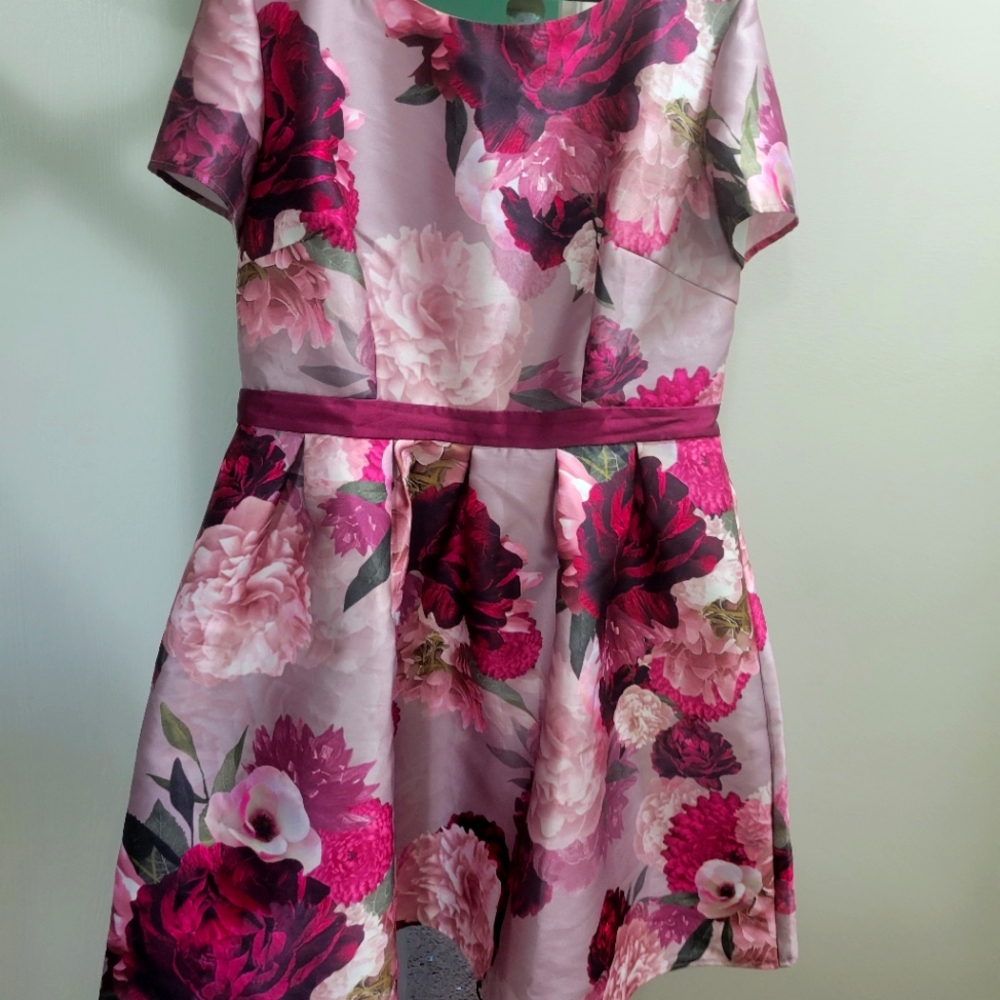 Chi Chi London short floral dress